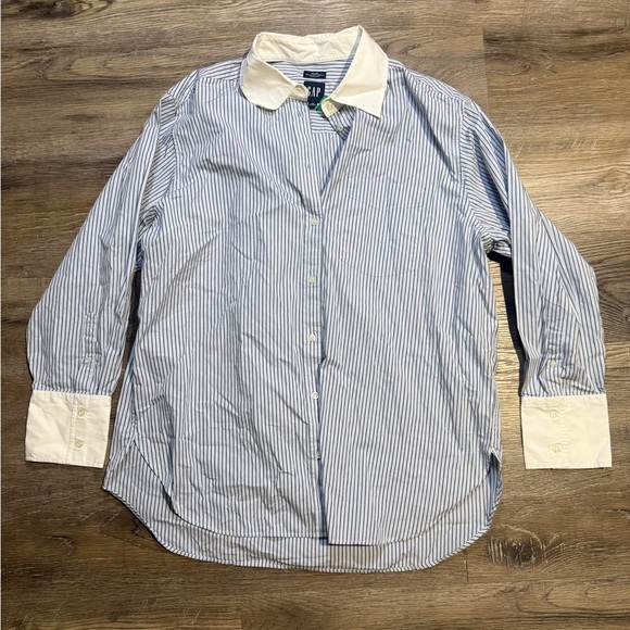 Gap Button Up “The Big Shirt” NWT - Picture 1 of 6